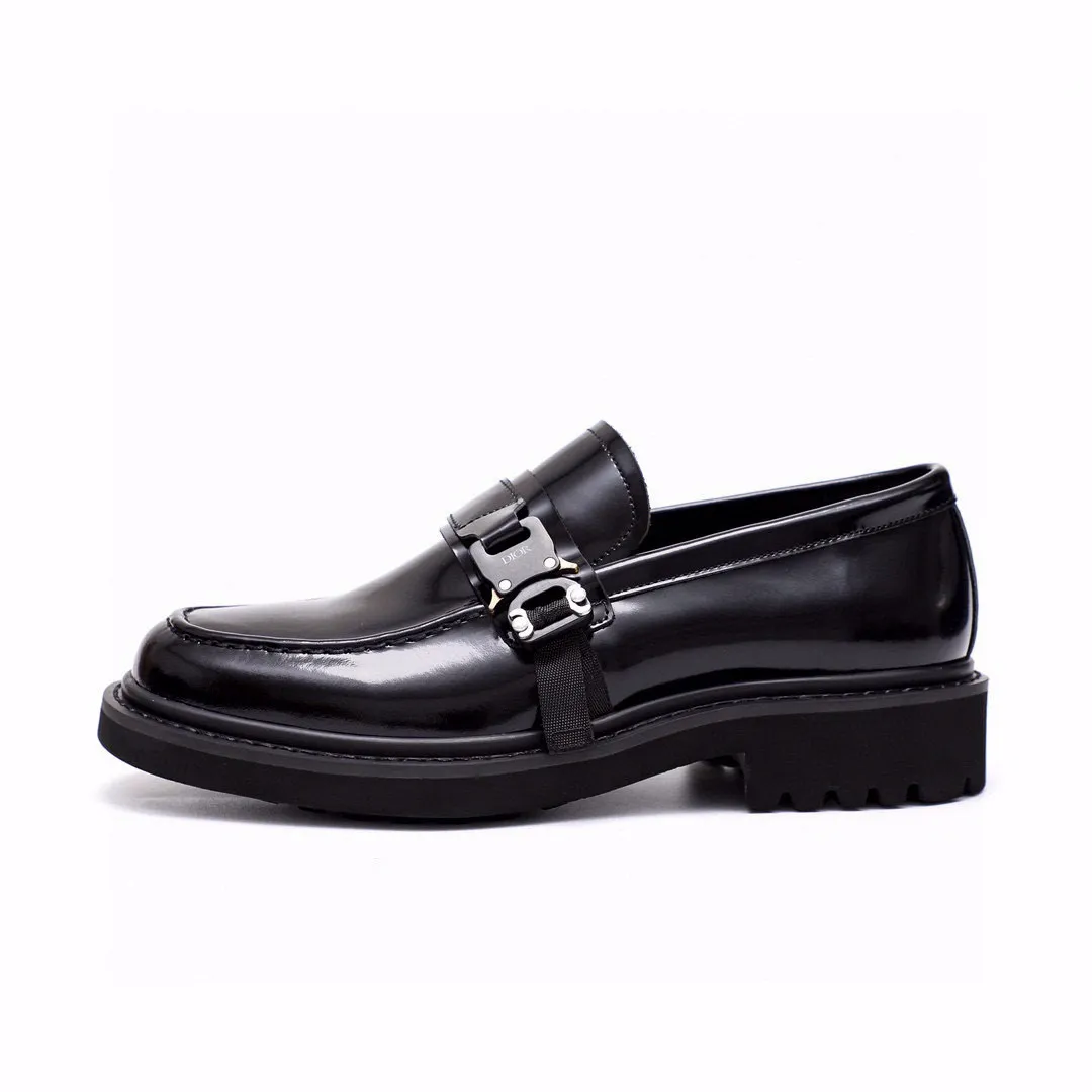 Men's shoes 💰700 💐《Dior》Dior 🇮🇹🇮🇹 counter synchronization Top purchasing agent 🔍🔍Men 2⃣️0⃣️2⃣️4⃣️Business leather shoes Original open-edge beads imported from Italy, fully imported cowhide leather lining, sole: original T men's shoes 💰U outsole, exclusive movable molded sole, super comfortable, original factory follow-up goods, 🔍🔍high quality, can be entered and exited the counter at will, welcome to compare, regular code 39-44 (38.45🉑️customized)
